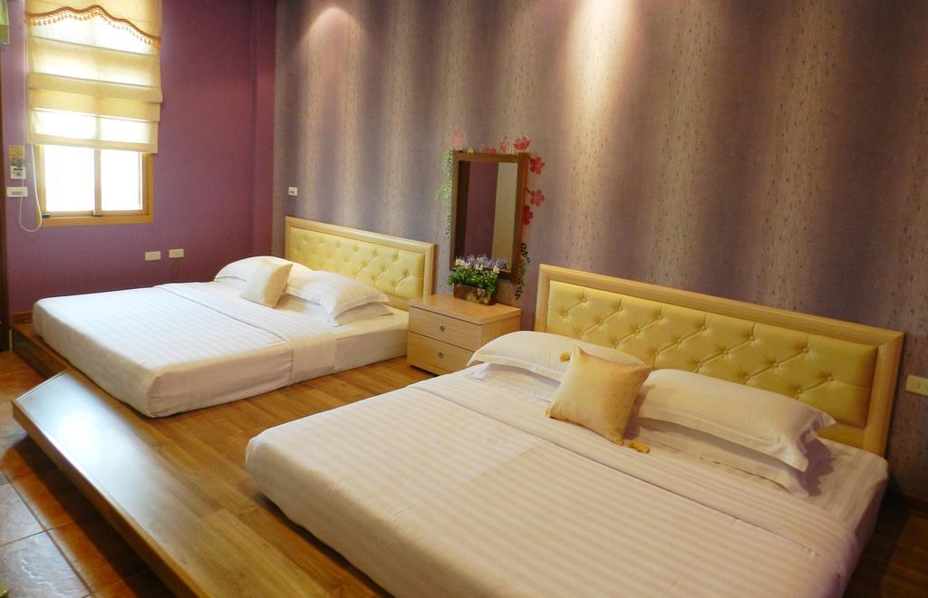 Family Pottery Bed & Breakfast Hengchun Exterior photo